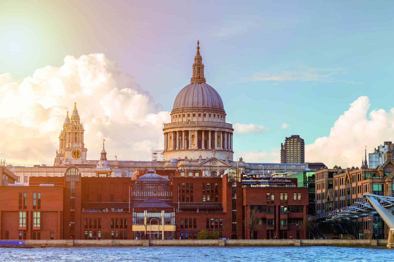 St Paul's Cathedral in London is a breathtaking architectural masterpiece that holds great significance. Whether you are seeking solace in its sacred halls or marveling at the stunning artistry, this iconic landmark embodies fulfilling